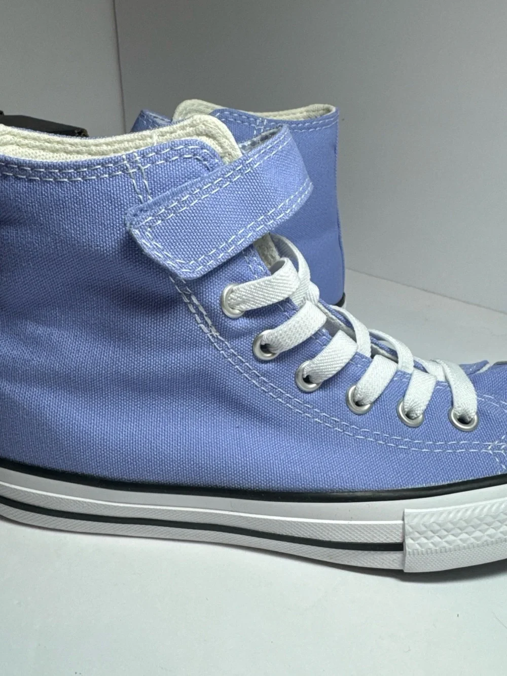 Converse Very Periwinkle High Top Sneakers Velcro closure NIB